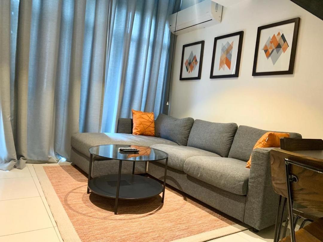 One Bedroom Apartment At A Embassy Gardens Cantonments Accra Buitenkant foto